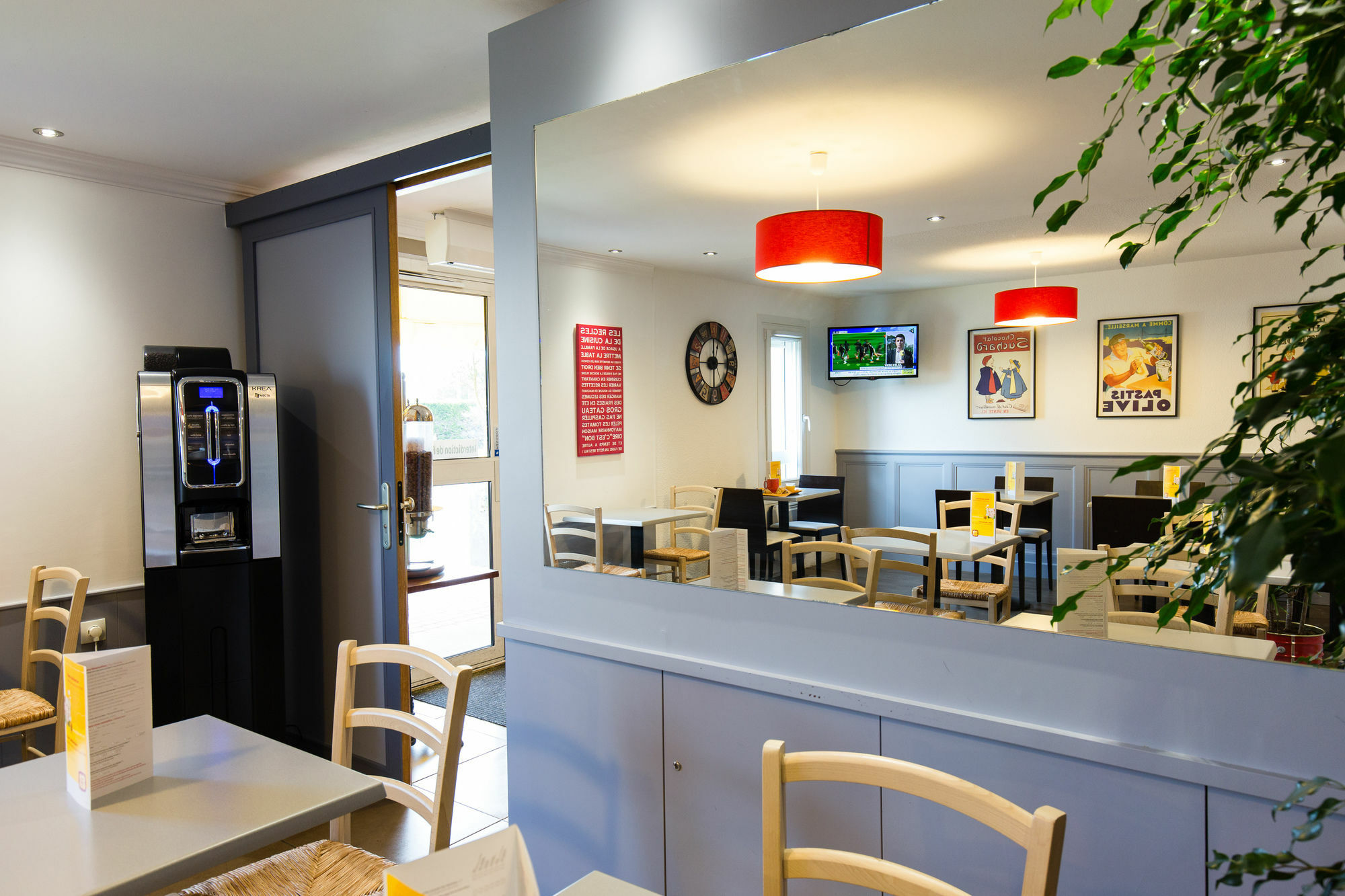 Kyriad Direct Orleans - La Chapelle St Mesmin Εξωτερικό φωτογραφία