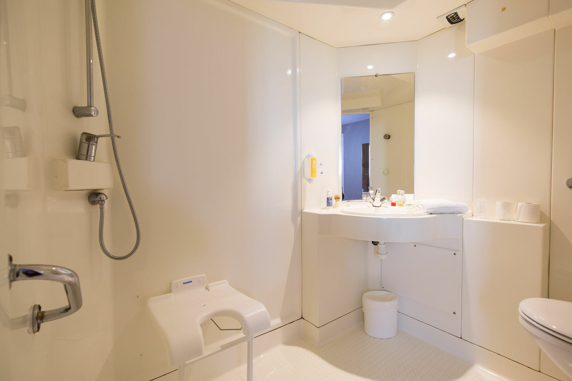Kyriad Direct Orleans - La Chapelle St Mesmin Εξωτερικό φωτογραφία