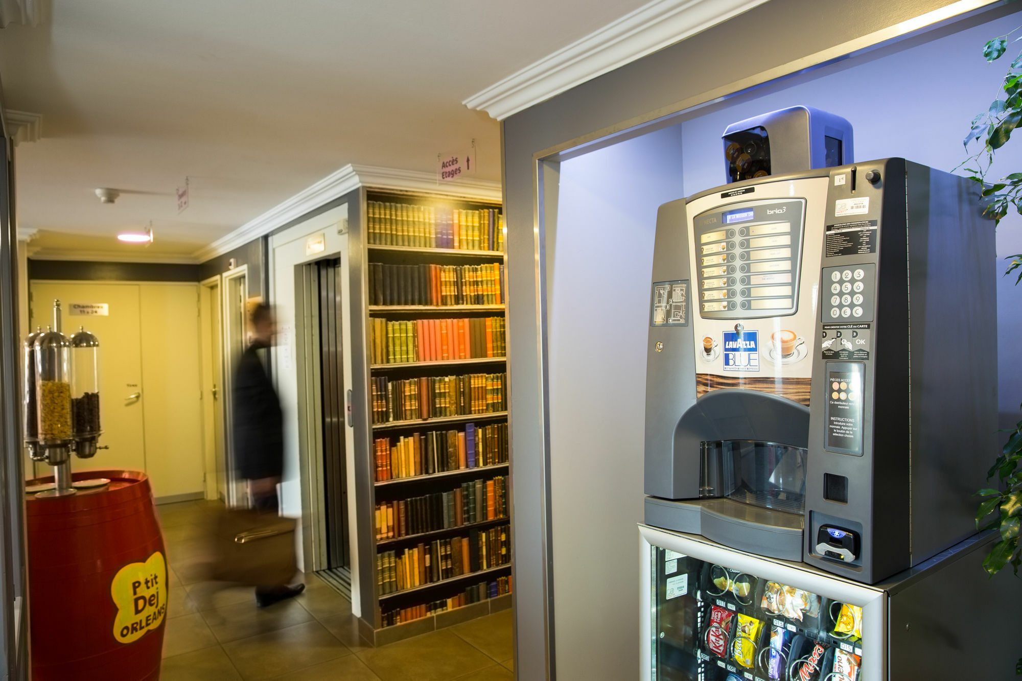 Kyriad Direct Orleans - La Chapelle St Mesmin Εξωτερικό φωτογραφία