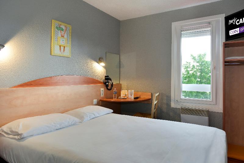 Kyriad Direct Orleans - La Chapelle St Mesmin Εξωτερικό φωτογραφία